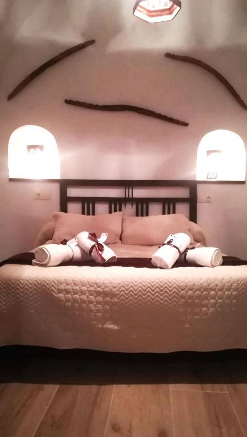 Cueva El Murallon Benamaurel מראה חיצוני תמונה
