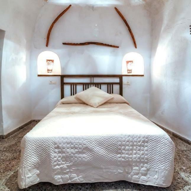 Cueva El Murallon Benamaurel מראה חיצוני תמונה